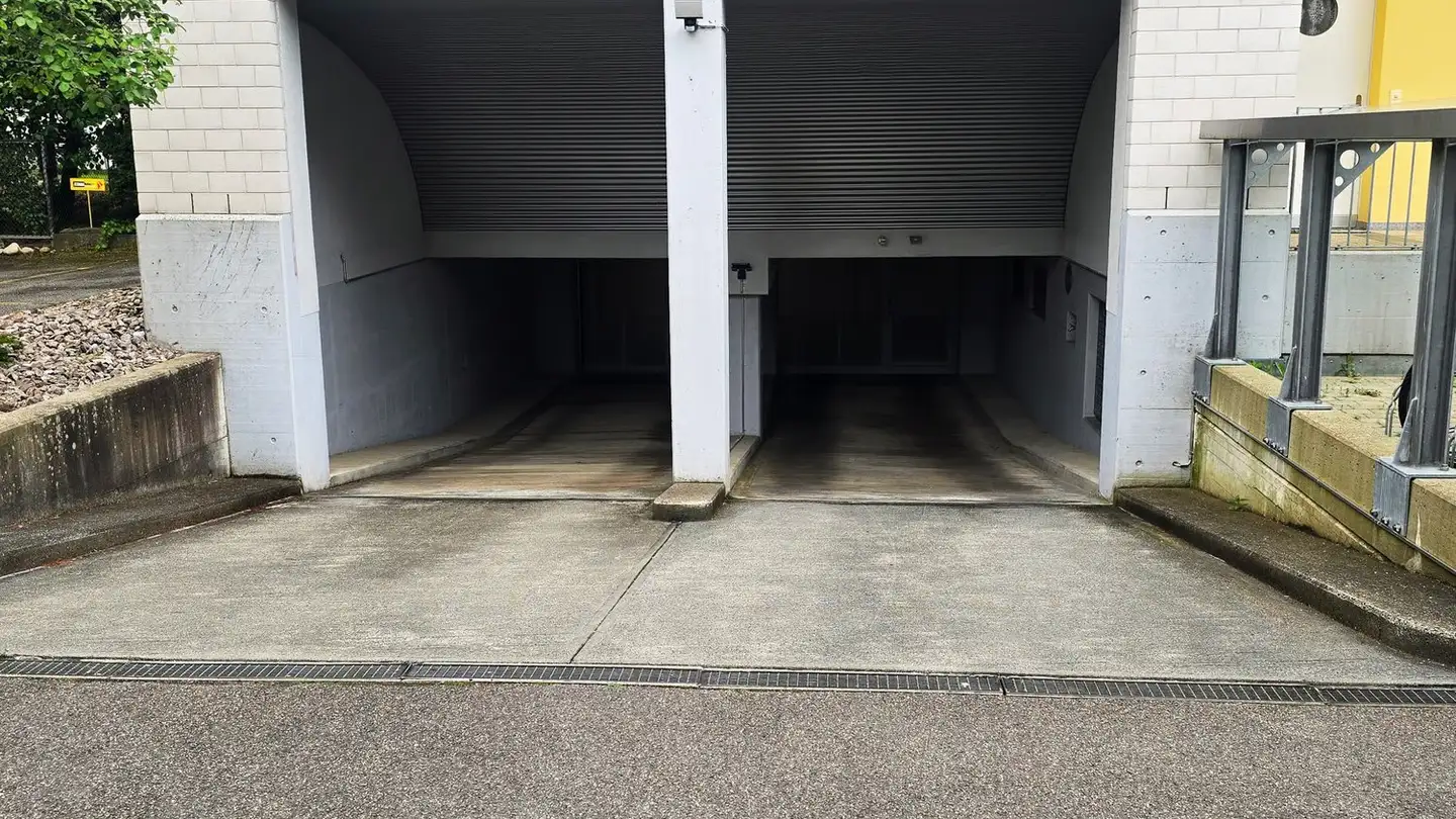 Outdoor parking space for rent - Forstackerstrasse 11, 4800 Zofingen - Photo 3