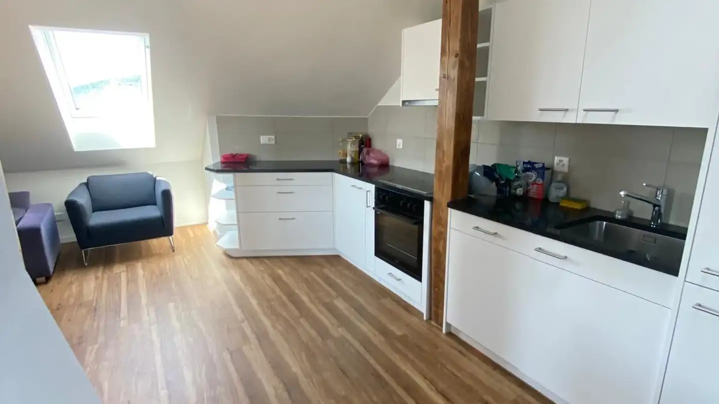 Attic flat for rent - Klosterstrasse, 8406 Winterthur - Photo 3