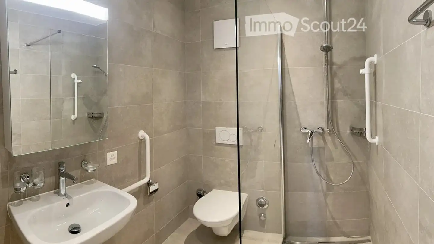 Appartement à louer - Rue Du Marché 8, 2300 La Chaux-de-Fonds - Photo 3