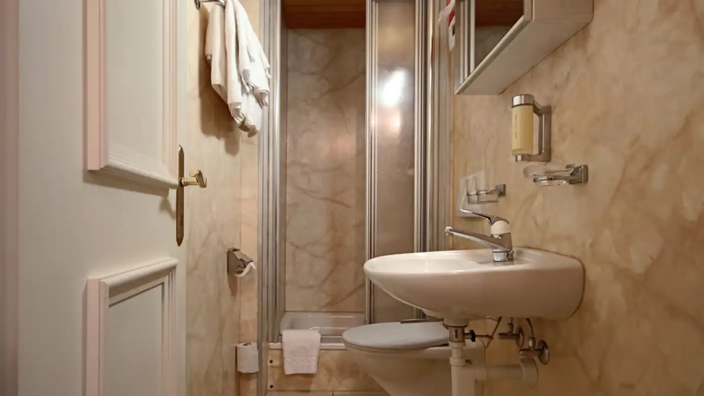 Apartment for rent - Dorfstrasse 19, 7260 Davos Dorf - Photo 2