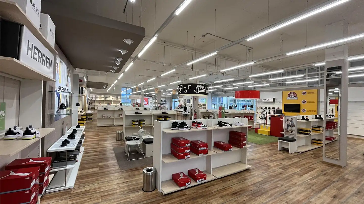 Negozio in affitto - Pilatusstrasse 2, 6036 Dierikon - Foto 4