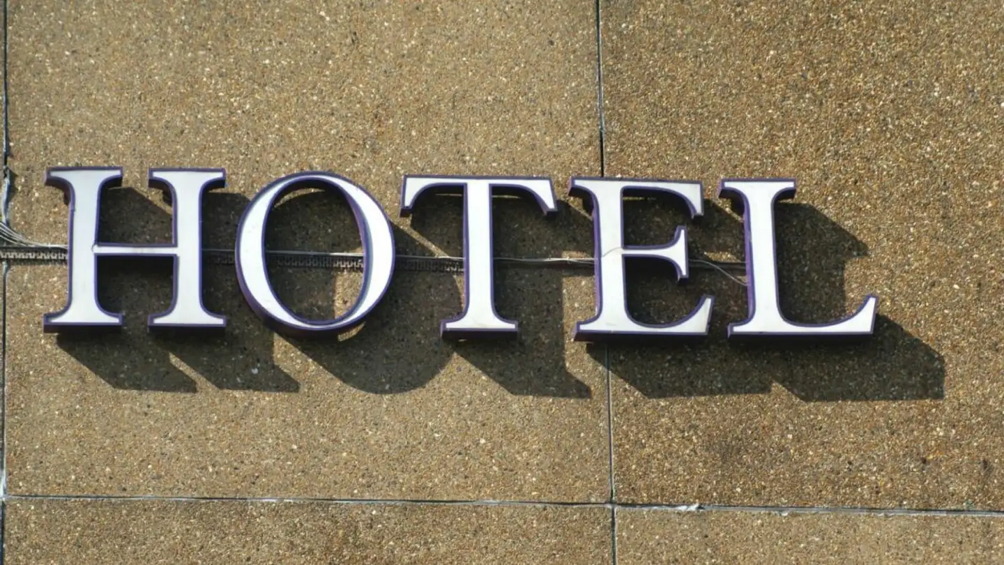 Hotel for sale - Avenue Des Bains 21, 1400 Yverdon-les-Bains