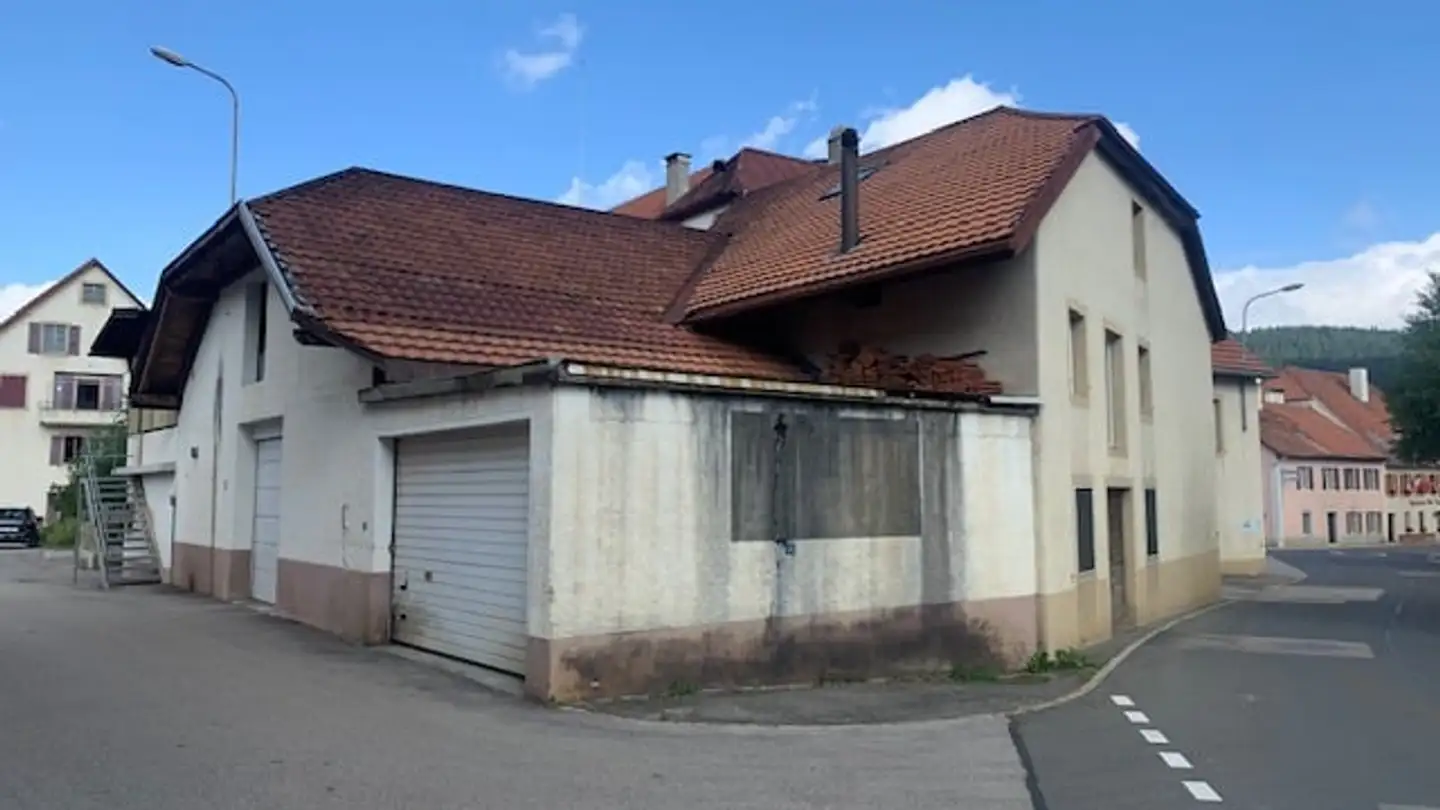 Mixed-use building for sale - 2406 La Brévine - Photo 3