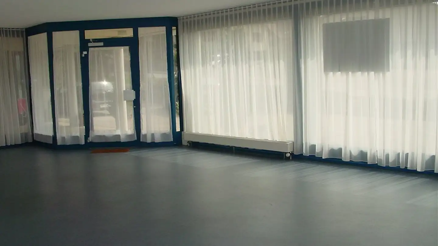 Commerciale in affitto - Hauptstrasse 21, 1713 St. Antoni - Photo 2