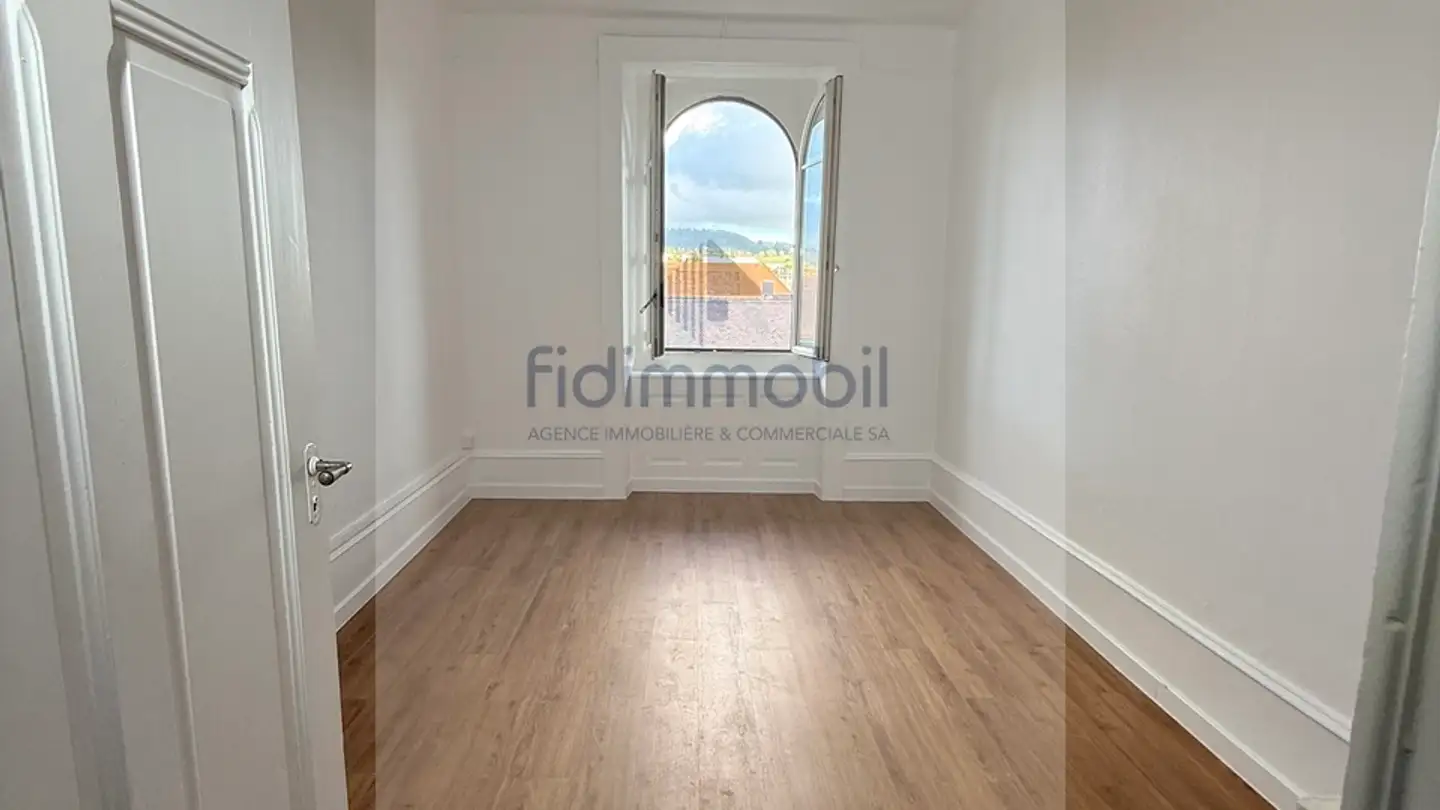 Apartment for rent - Rue Numa-Droz 171, 2300 La Chaux-de-Fonds - Photo 4