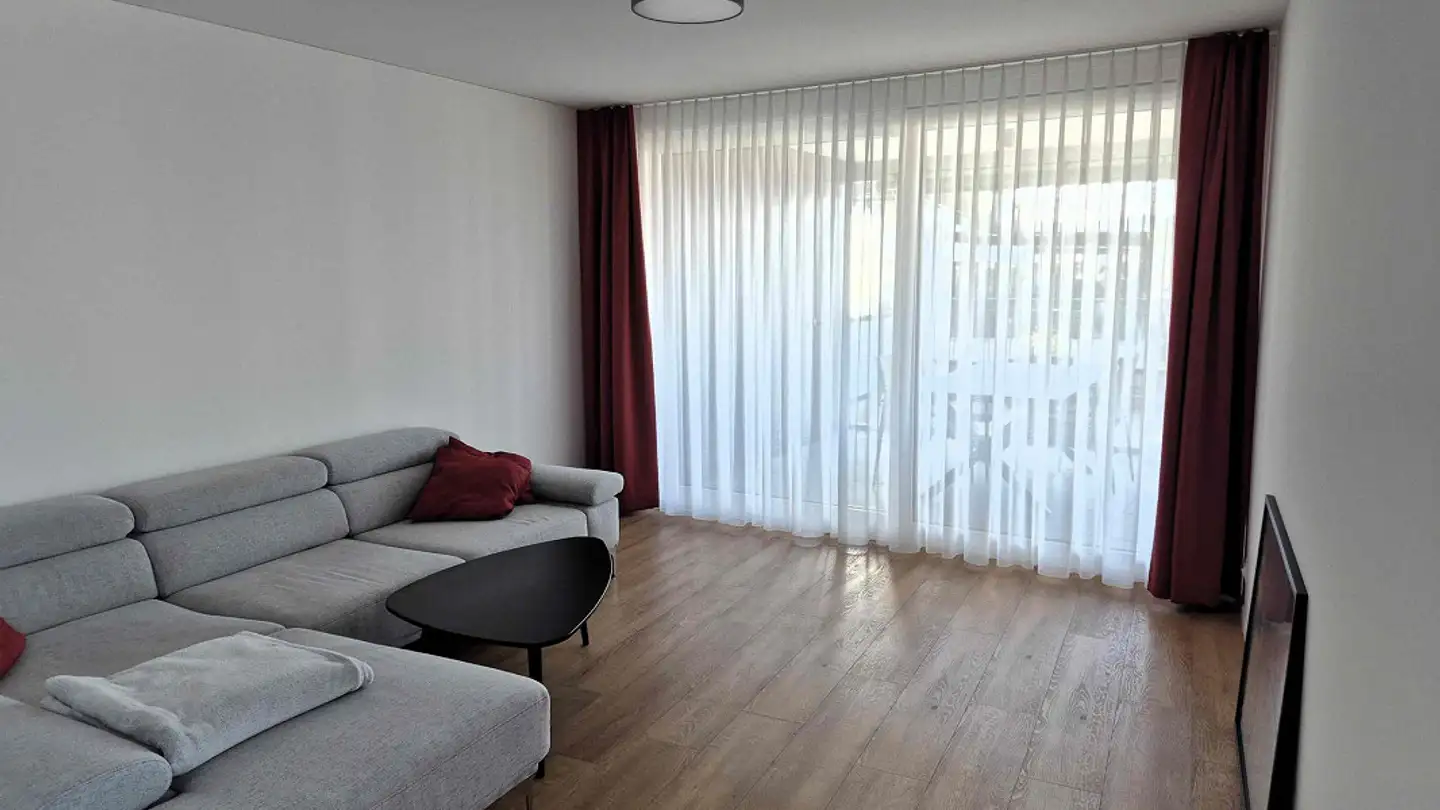 Apartment for rent - Zürcherstrasse 5, 8852 Altendorf - Photo 3