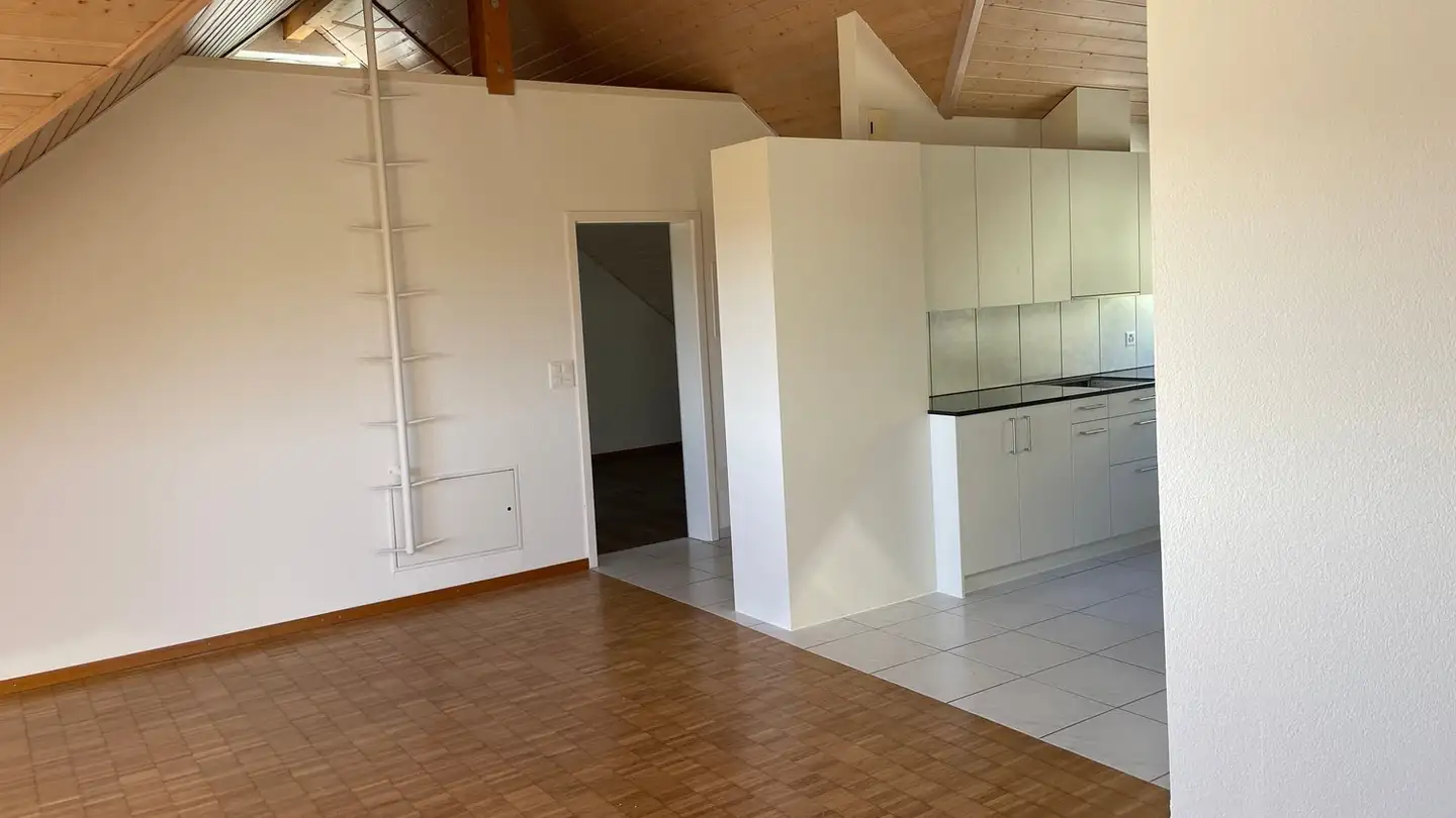Attic flat for rent - Juraweidstrasse 1, 5023 Biberstein - Photo 3