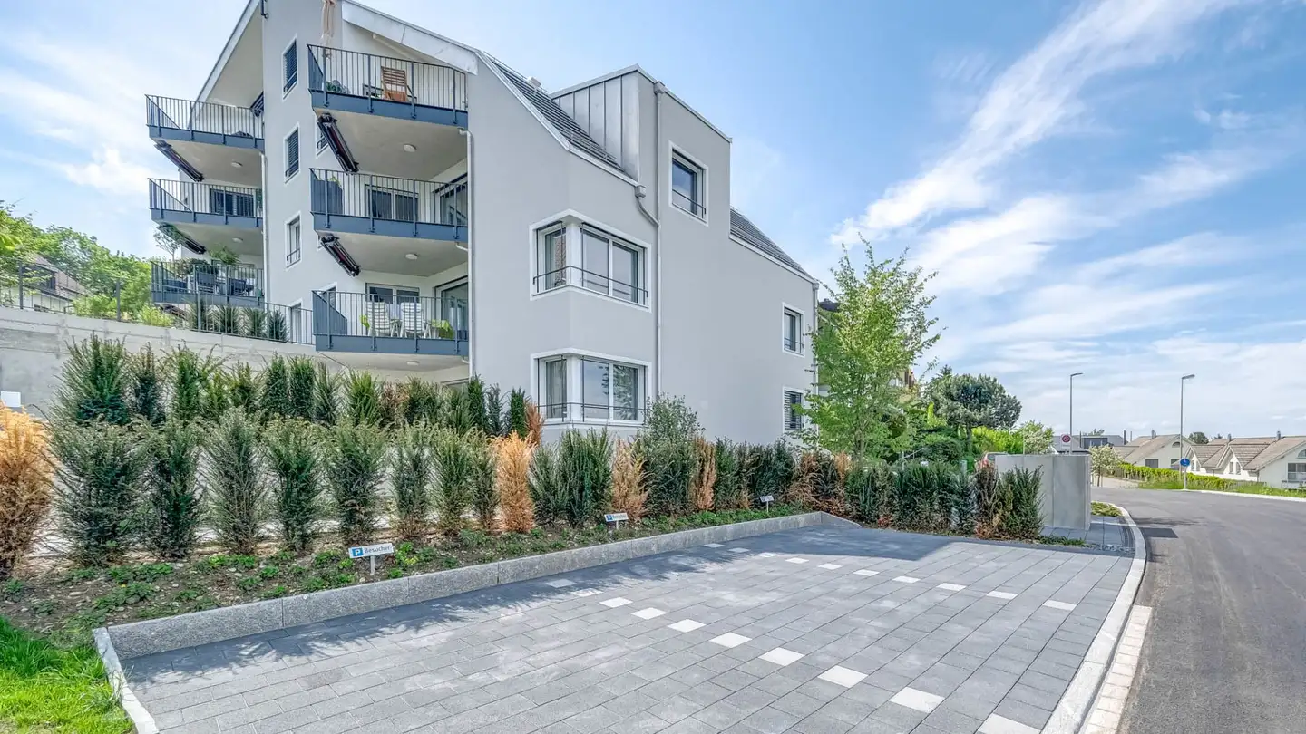 Parcheggio sotterraneo in affitto - In Der Weid 15, 8122 Binz - Photo 3