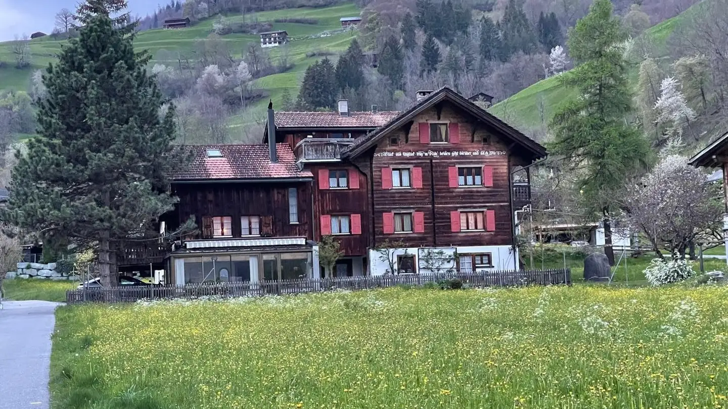 Dachgeschosswohnung mieten - Tersierstrasse 73, 7220 Schiers
