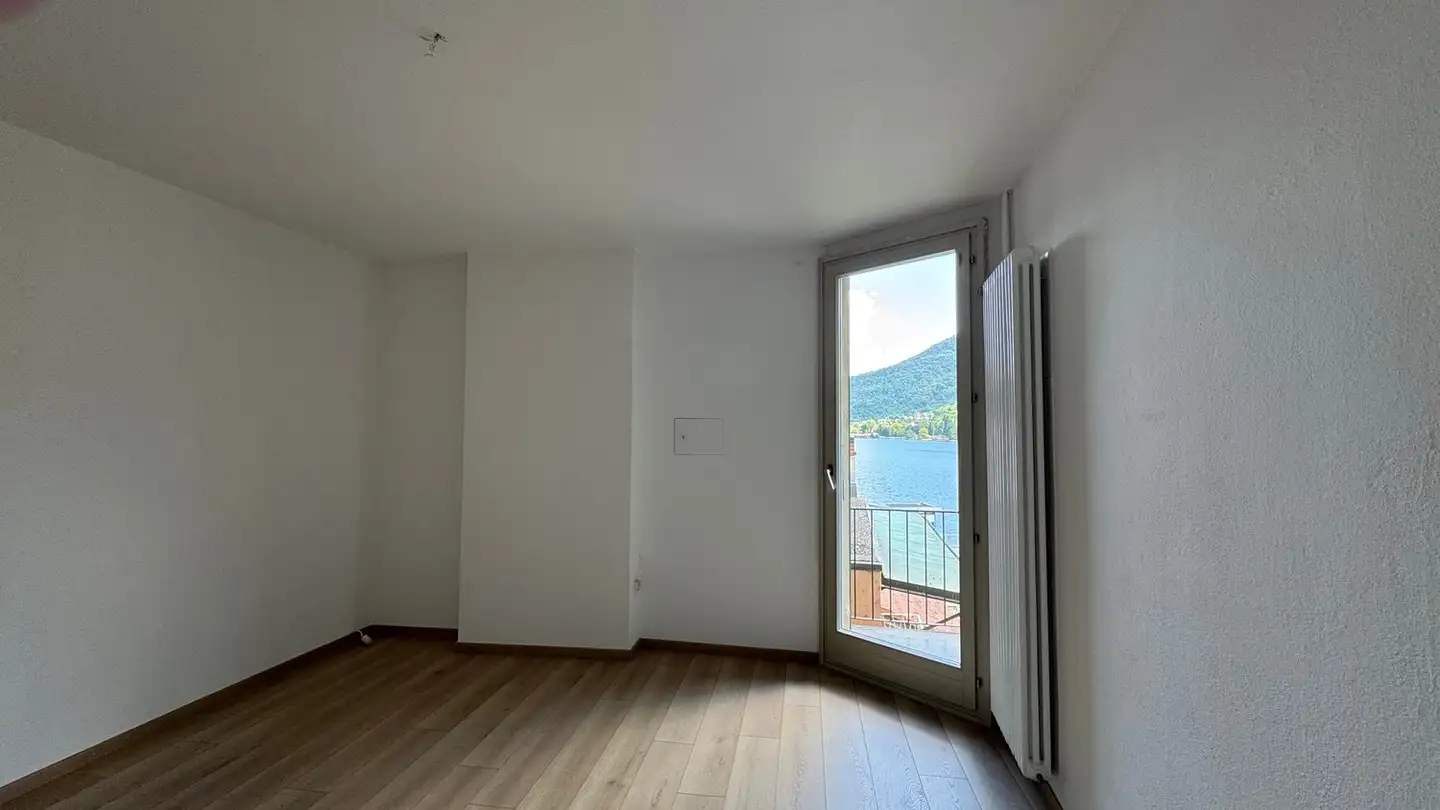 Attique à louer - Vicolo Pessina 10, 6988 Ponte Tresa - Photo 3