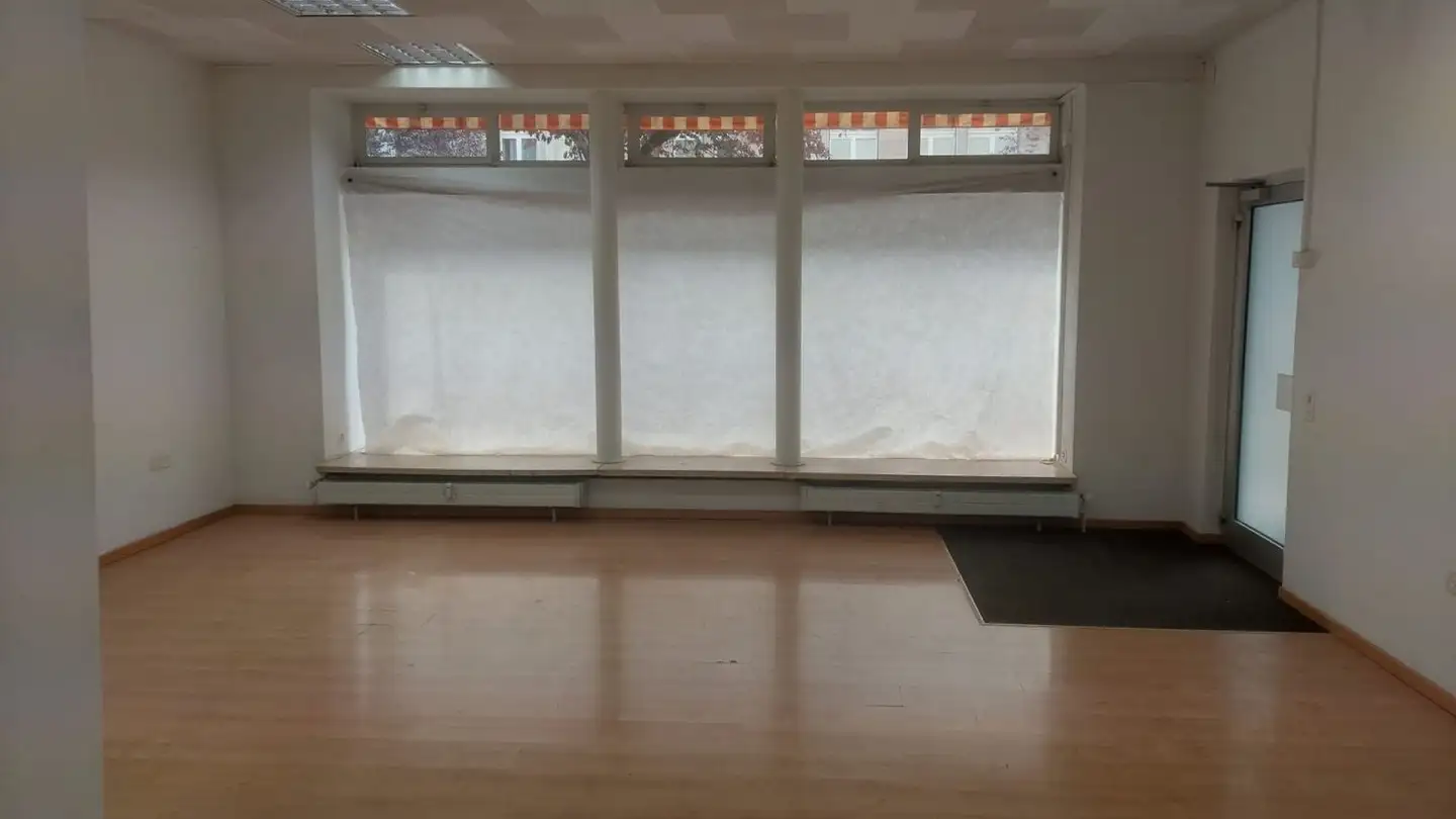 Commercial for rent - Bertastrasse 8, 8003 Zürich