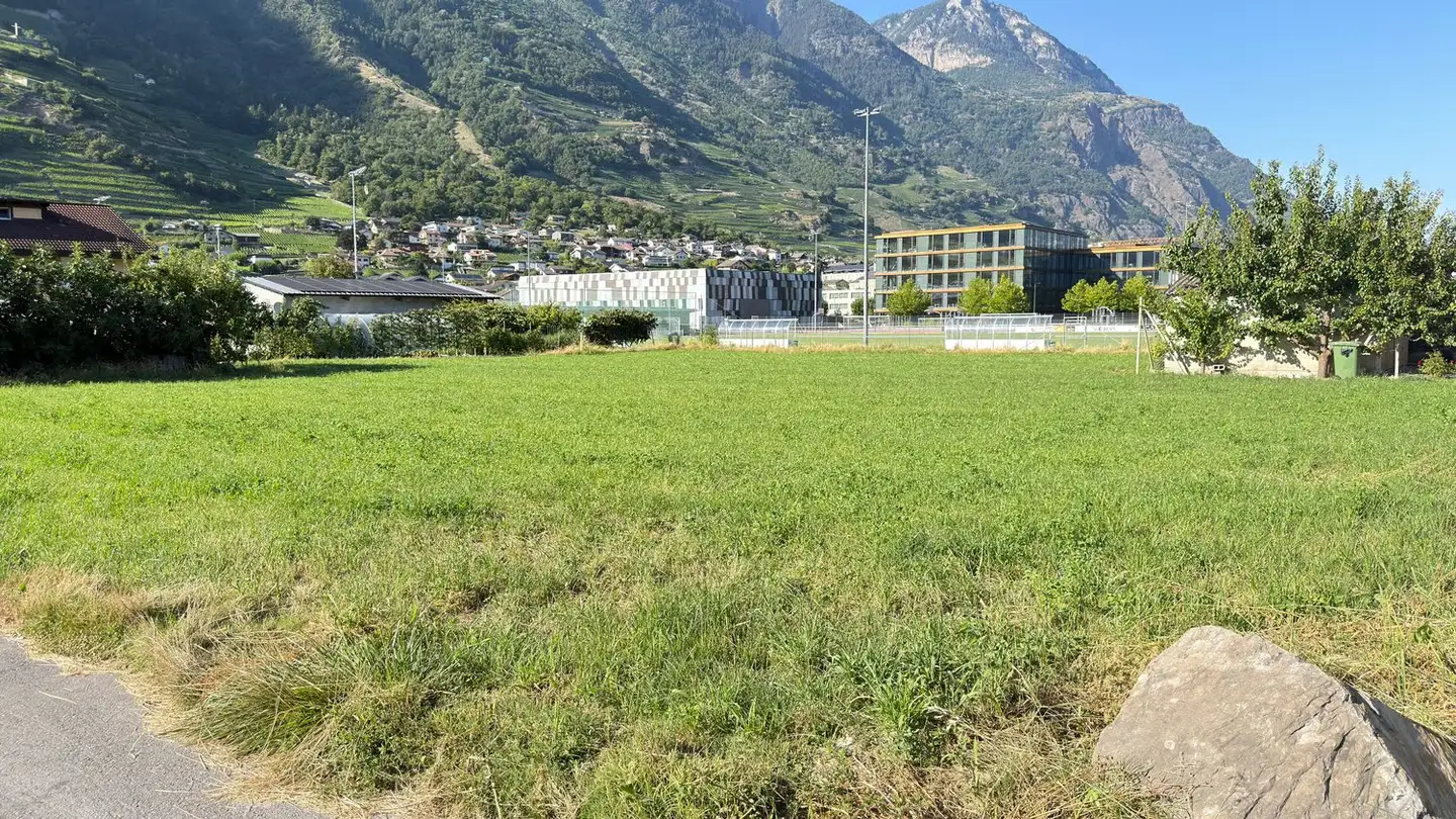 Terrain constructible à vendre - 1926 Fully - Photo 4