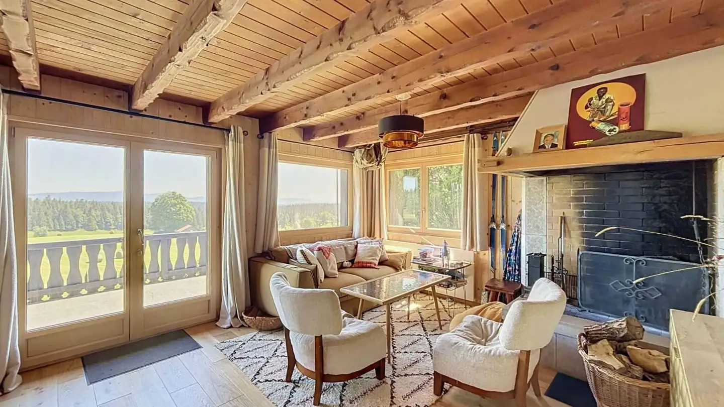 Chalet for sale - Mont-Des-Verrières, 2126 Les Verrières - Photo 2