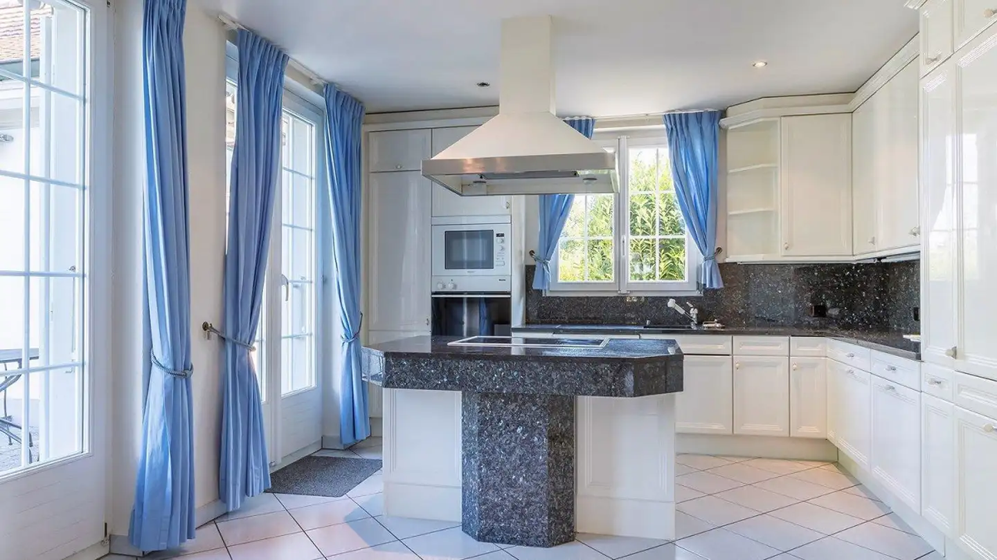 Villa for rent - Rudolf Von Erlach-Weg 21, 3177 Laupen BE - Photo 3