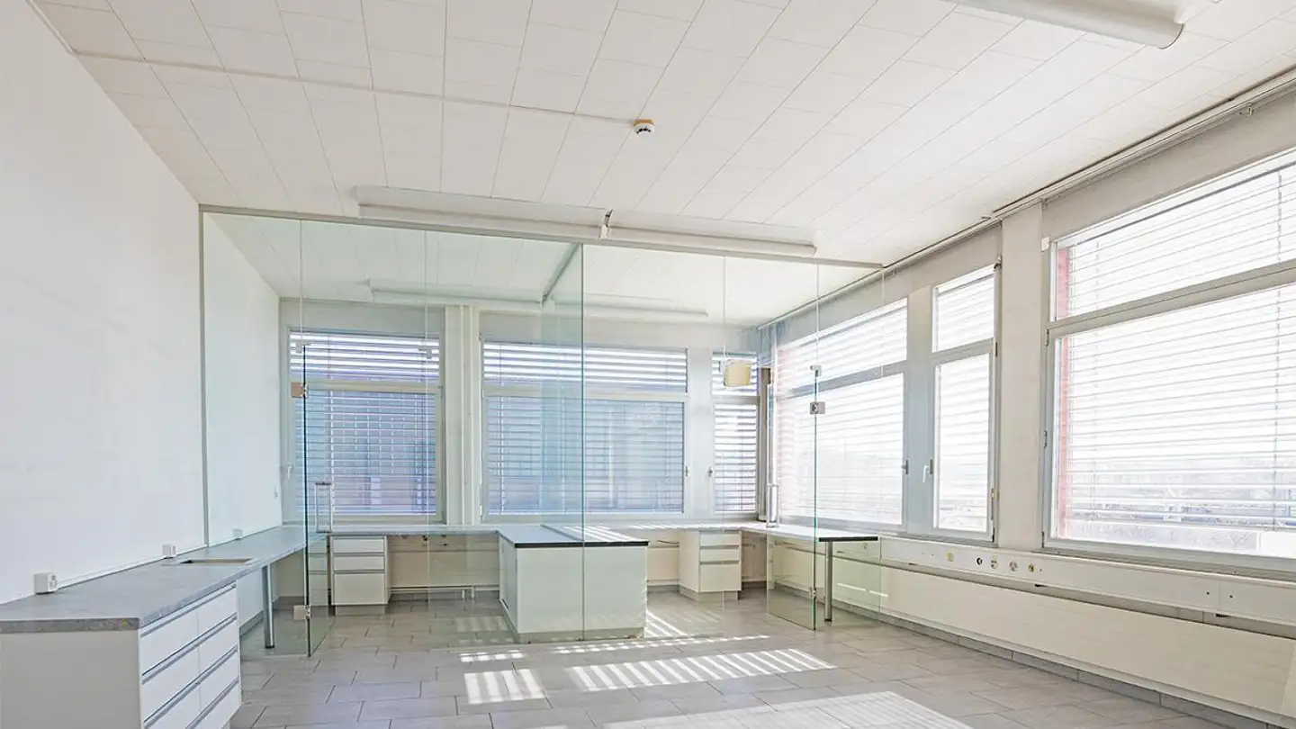 Spazio ufficio in affitto - Industriestrasse 9, 8305 Dietlikon - Photo 2