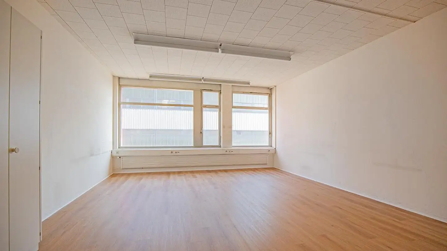 Spazio ufficio in affitto - Industriestrasse 9, 8305 Dietlikon - Photo 3