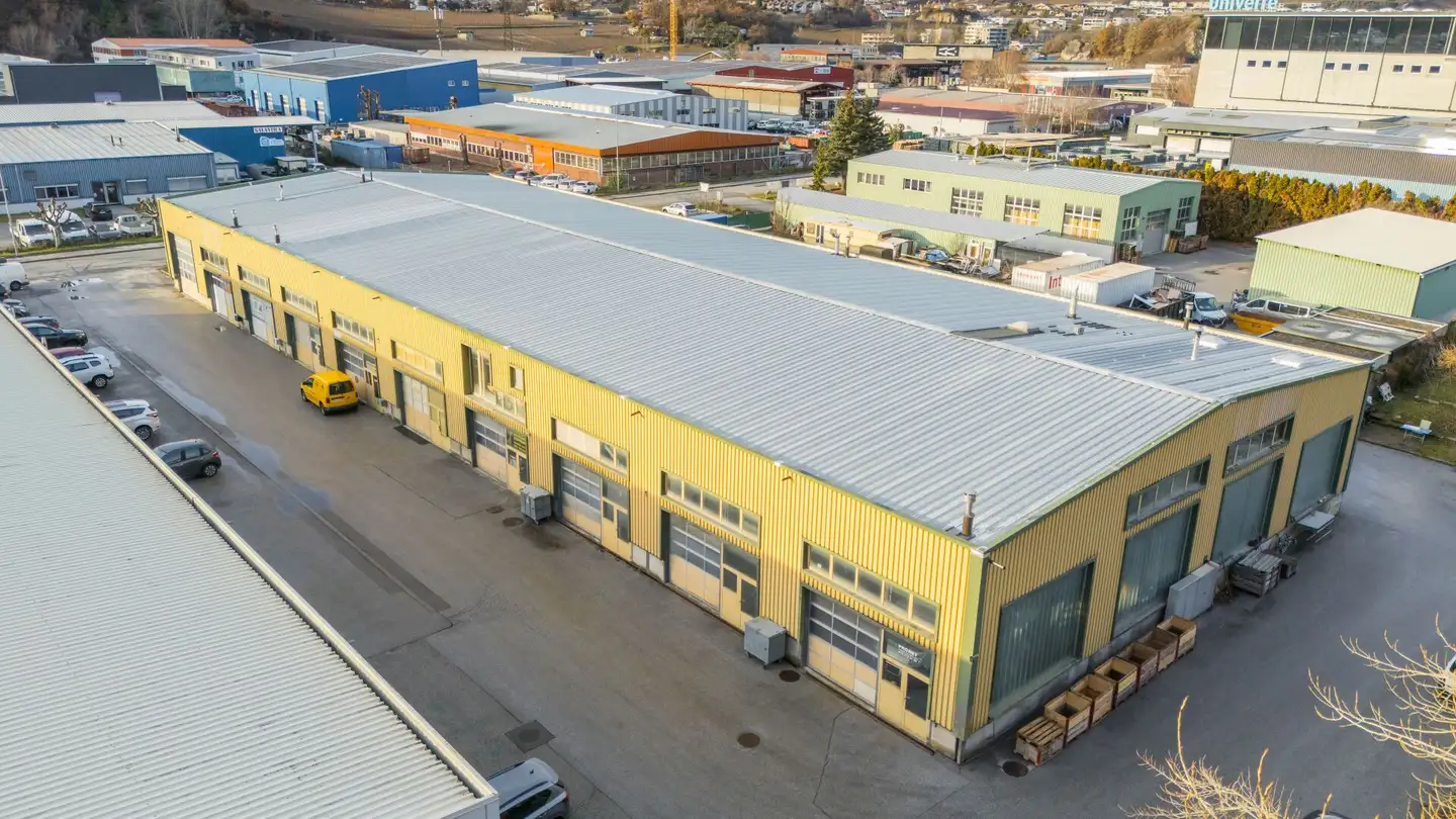 Shop for rent - Rue De L'ile Falcon 27, 3960 Sierre