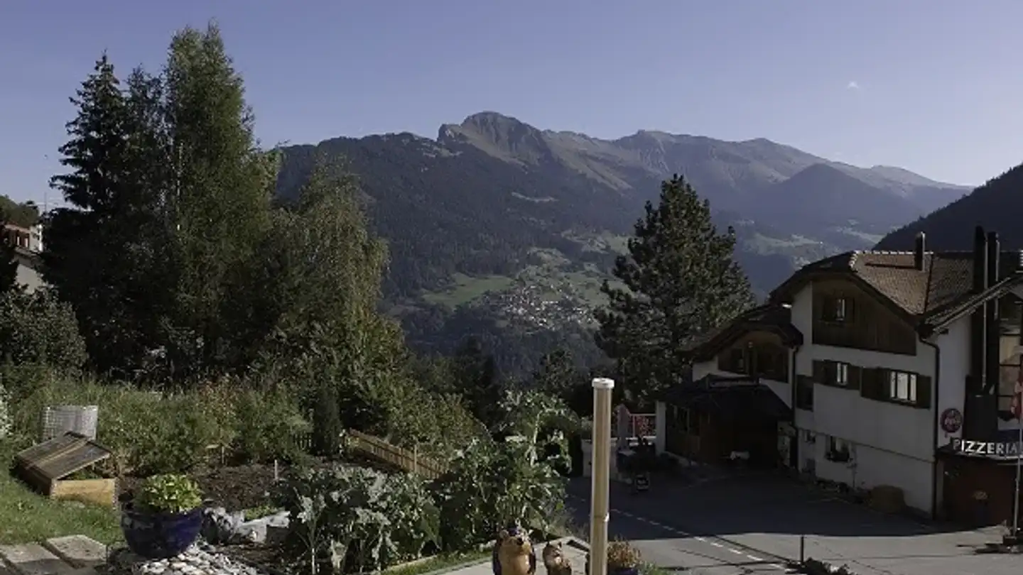 Appartement à louer - Dorfstrasse, 7074 Malix