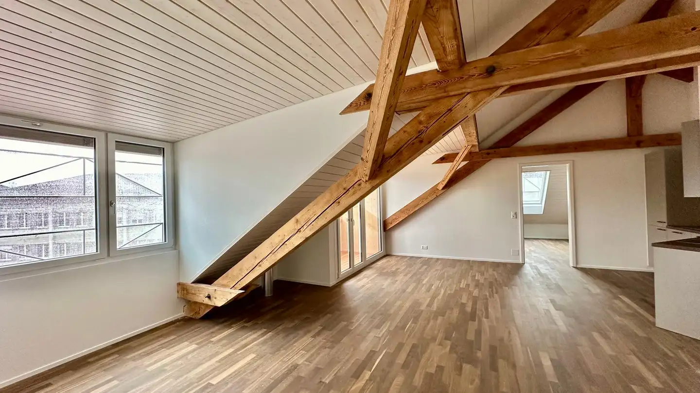 Dachgeschosswohnung mieten - Bahnhofstrasse 14, 4900 Langenthal - Foto 2