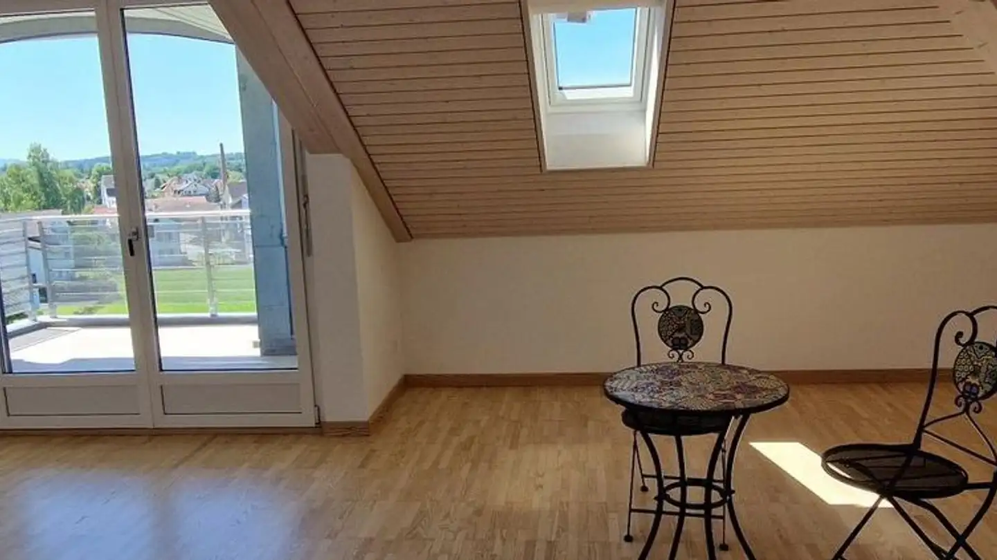Attic flat for rent - Bergstrasse 11, 9220 Bischofszell - Photo 2