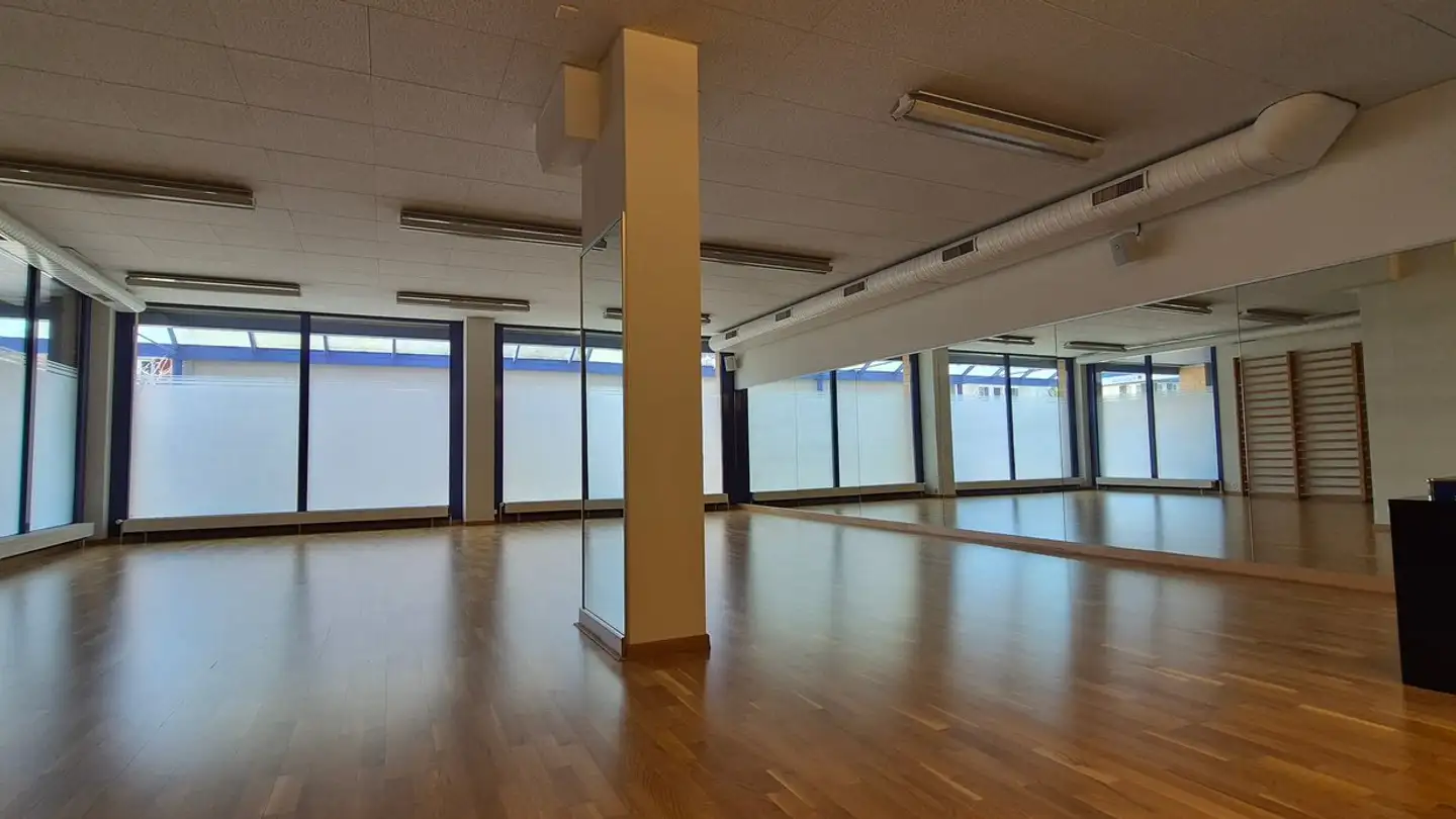 Immeuble industriel à louer - Hauptstrasse 20, 3250 Lyss - Photo 2