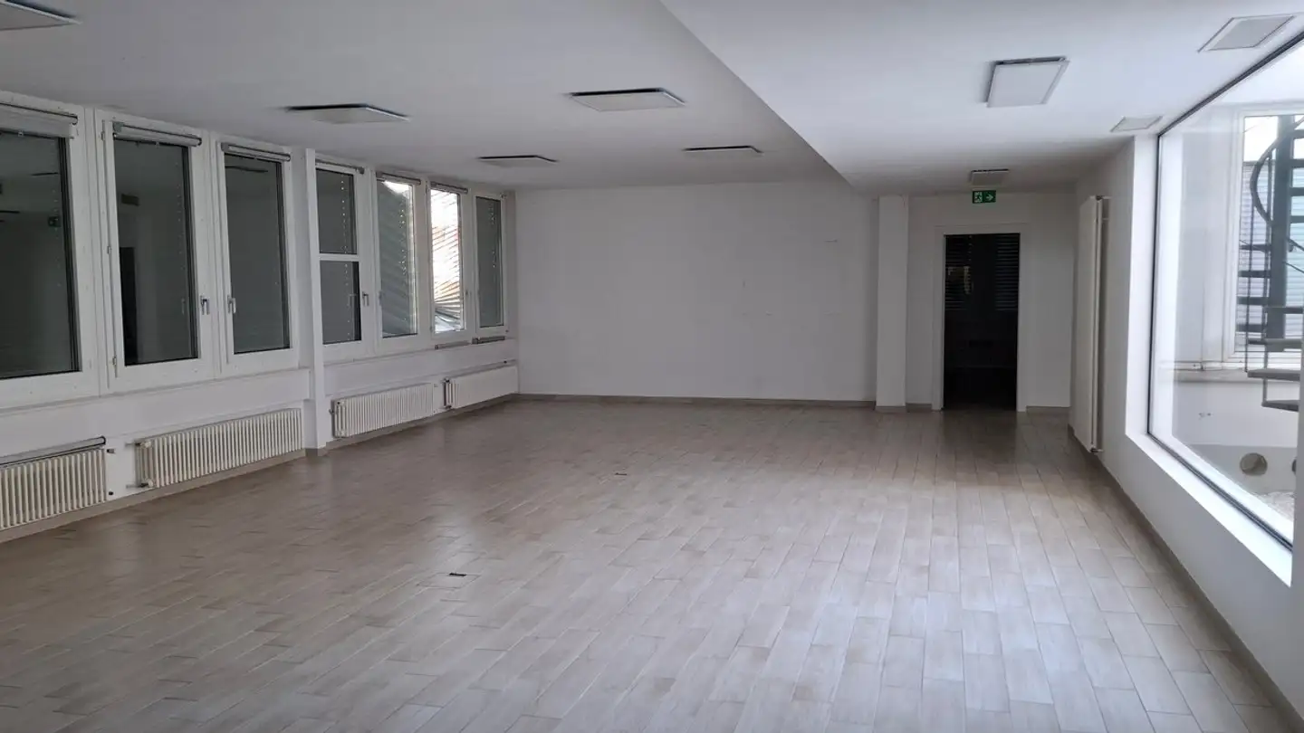 Spazio ufficio in affitto - 6830 Chiasso - Foto 2