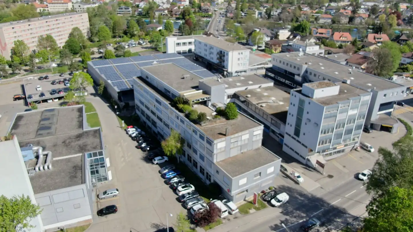 Commercial à louer - Ipsachstrasse 10, 2560 Nidau