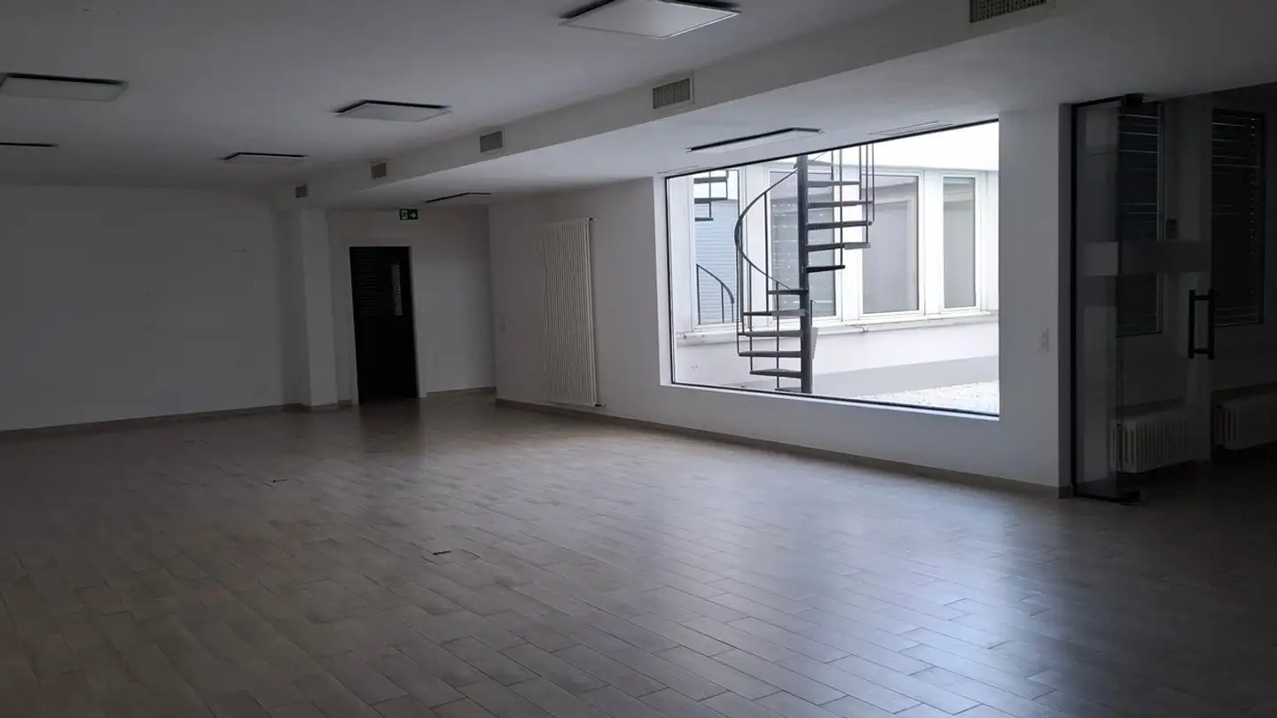 Spazio ufficio in affitto - 6830 Chiasso - Foto 3