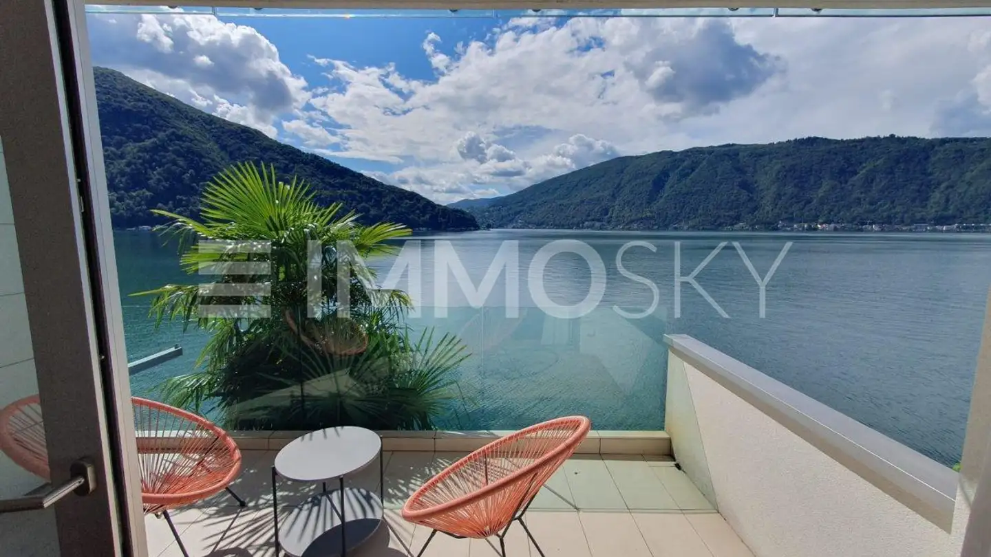 Stepped house for sale - 6816 Bissone