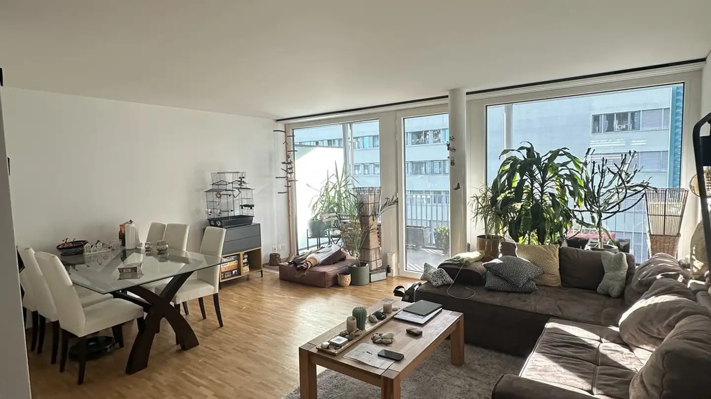 Wohnung mieten - Margrit-Rainer-Strasse 11b, 8050 Zürich