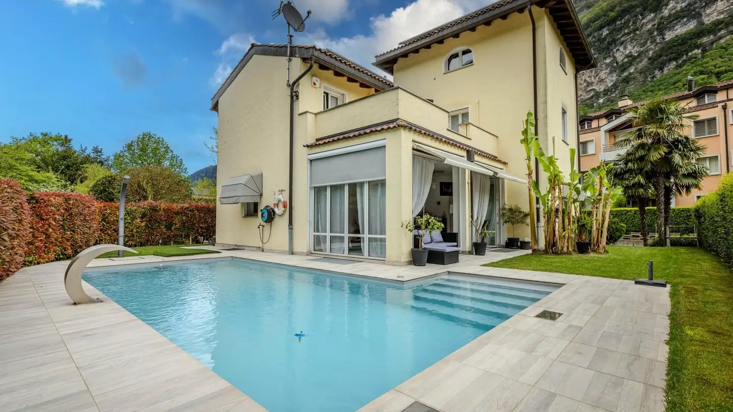 Single house for sale - 6826 Riva San Vitale