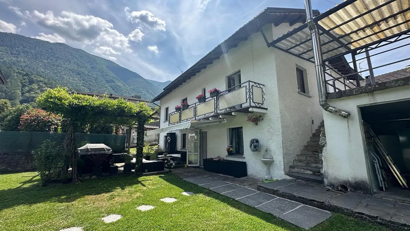 Casa singola in vendita - 6535 Roveredo GR - Foto 2