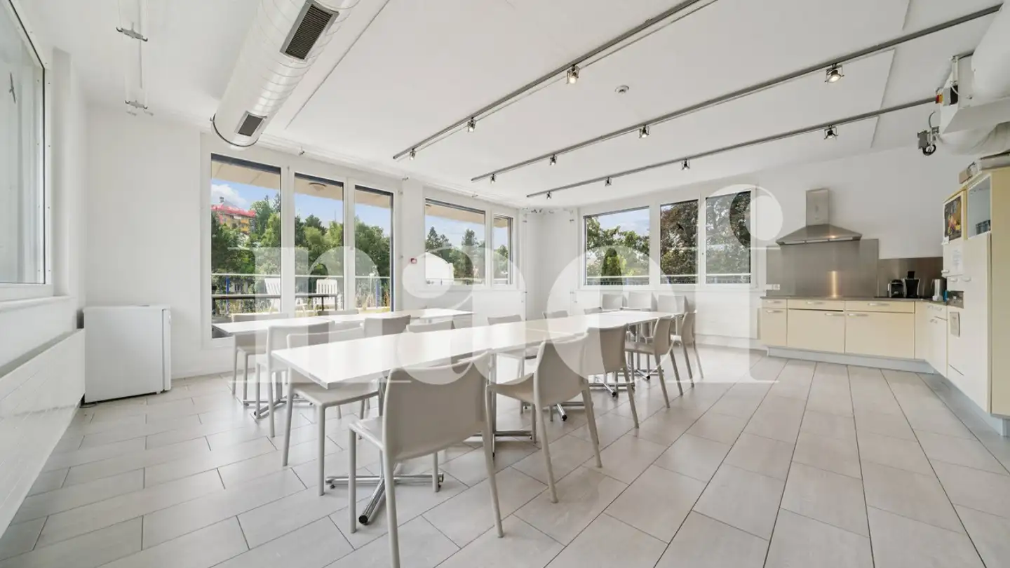 Commercial à vendre - 2300 La Chaux-de-Fonds - Photo 4