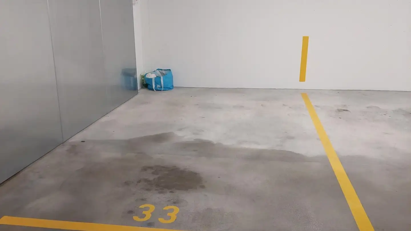 Tiefgaragenstellplatz mieten - Rhihaldenstrasse 2, 8193 Eglisau - Foto 3