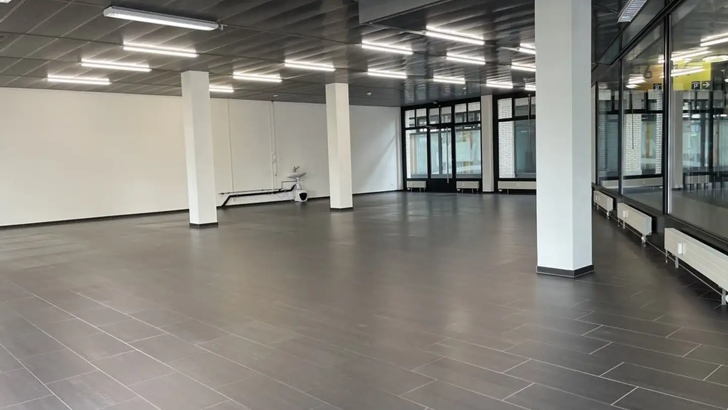Magasin à louer - Marktplatz 14, 3250 Lyss - Photo 4