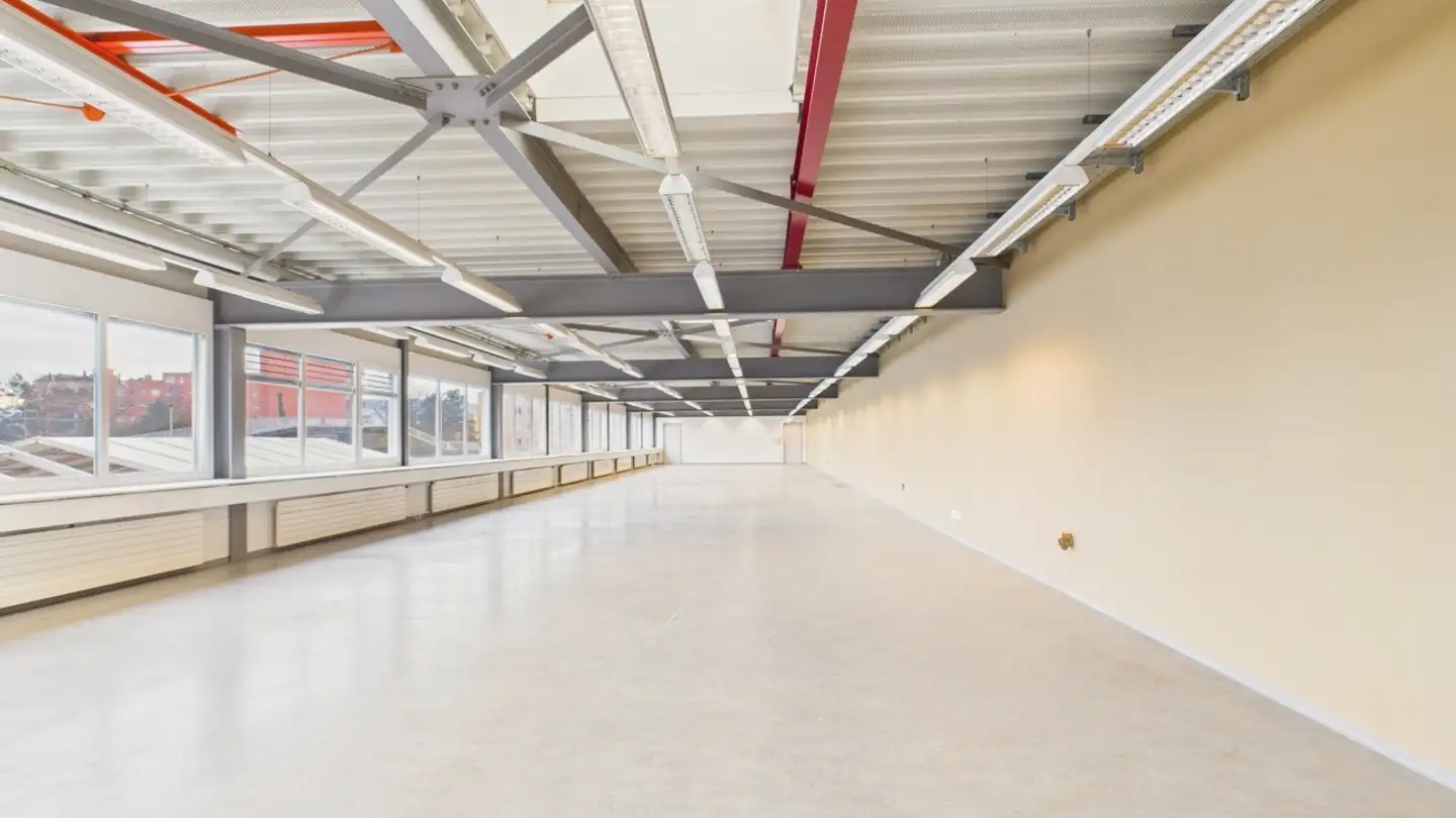 Office space for rent - 8606 Nänikon - Photo 2