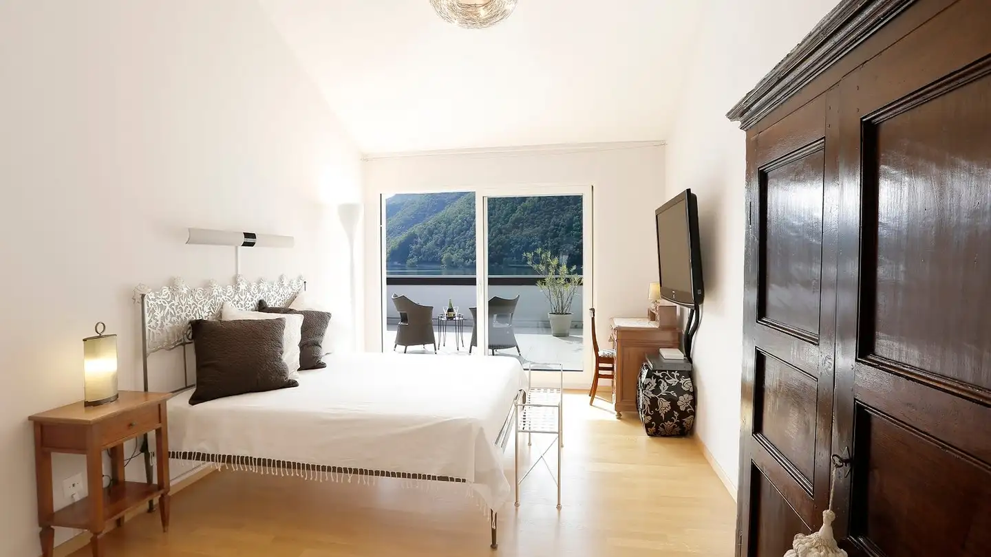 Dachgeschosswohnung kaufen - 6818 Melano