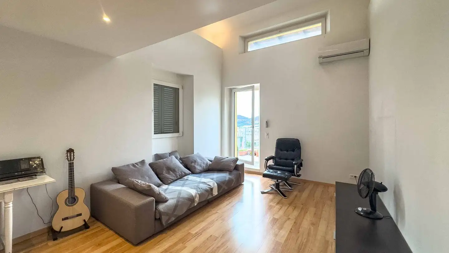 Appartement à vendre - Via Carpinell, 6874 Castel San Pietro