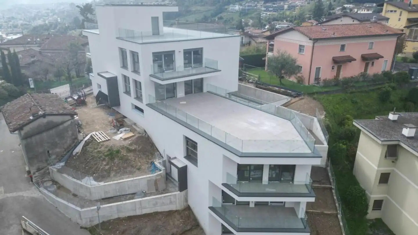 Appartamento in vendita - Via Clinto 1, 6952 Canobbio - Photo 2