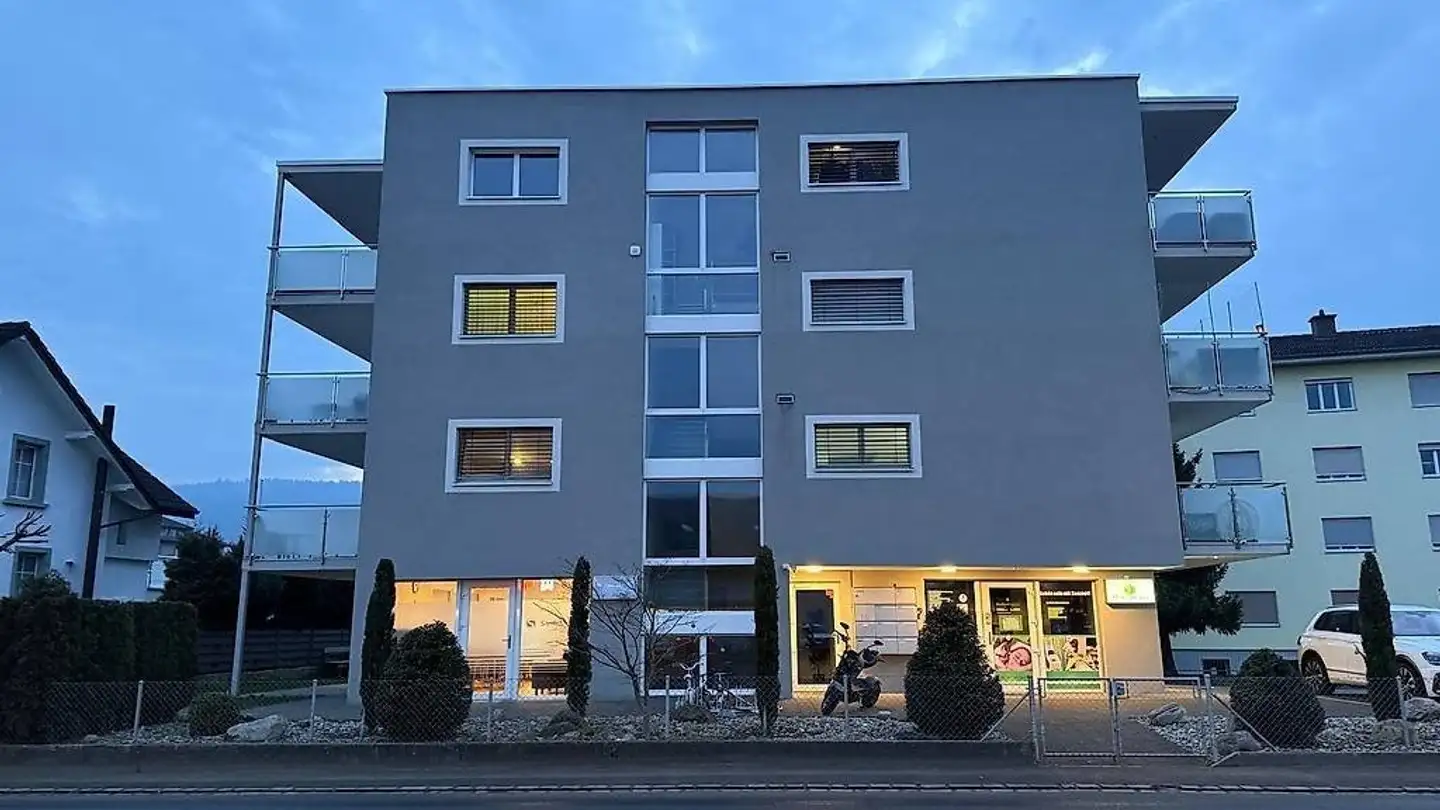 Gewerbe mieten - Aarauer Strasse 35, 5734 Reinach AG