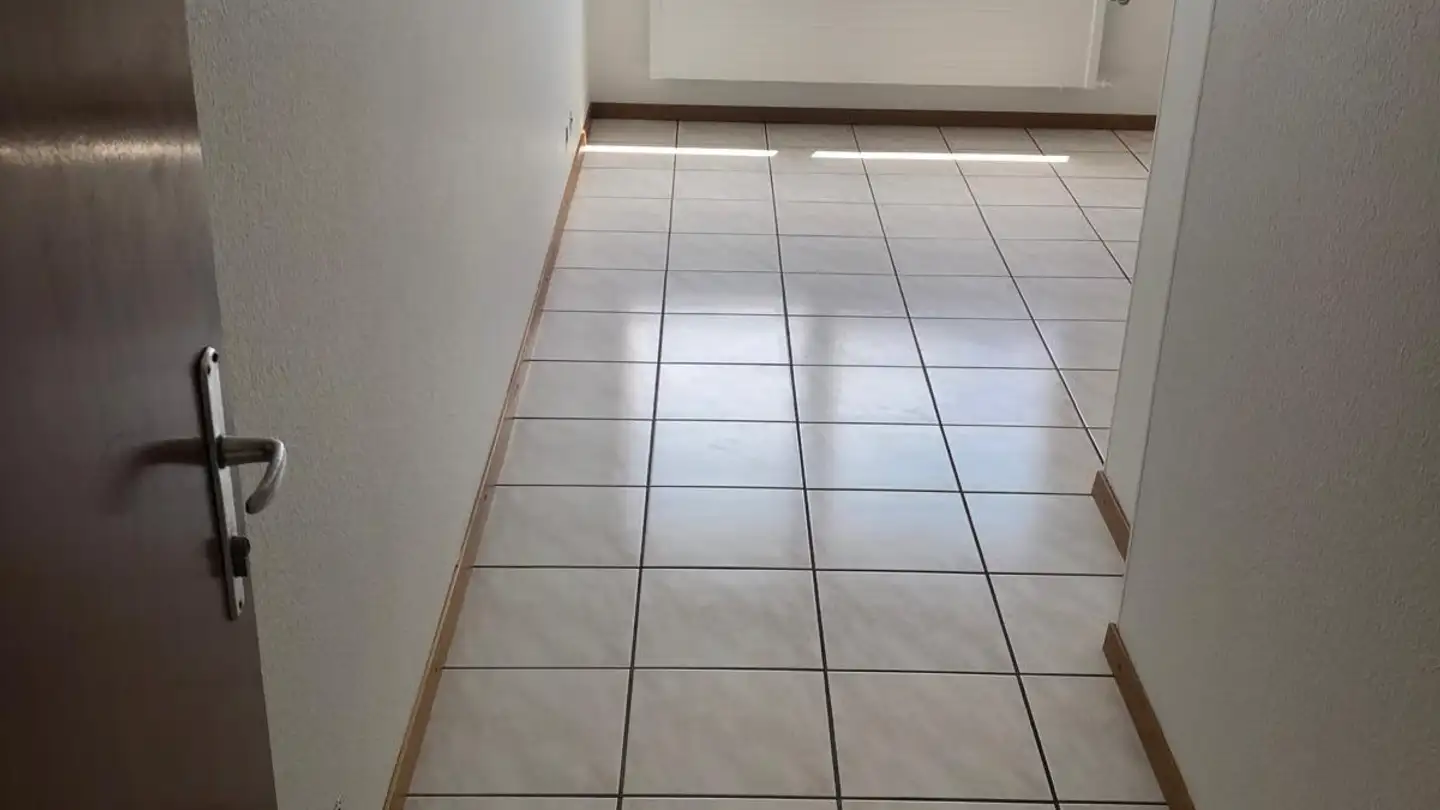 Dachgeschosswohnung mieten - Rue Du Clos-De-Serrières 12, 2000 Neuchâtel