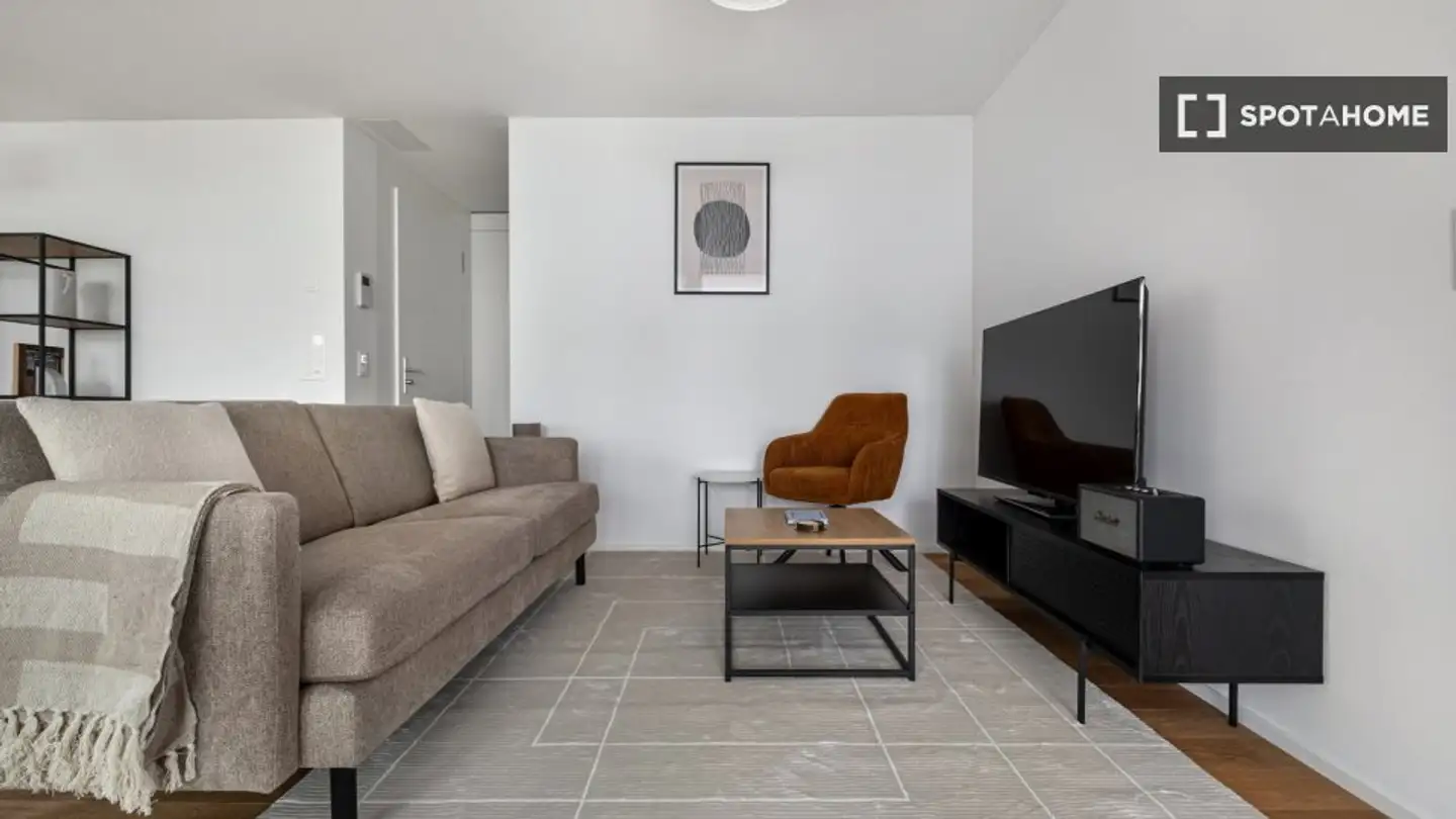 Appartement à louer - 8125 Zollikerberg