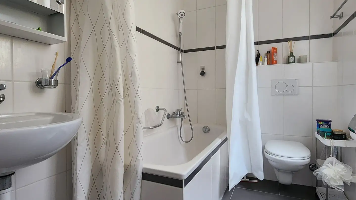 Chambre à louer - Chemin De La Fauvette, 1012 Lausanne - Photo 4