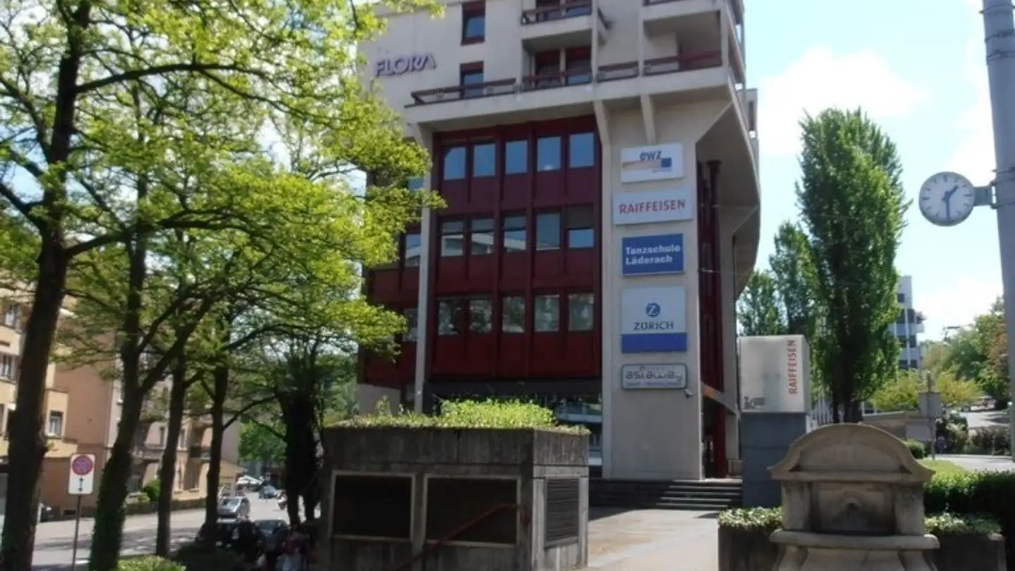 Place de parking souterraine à louer - Schwamendingenstrasse, 8050 Zürich