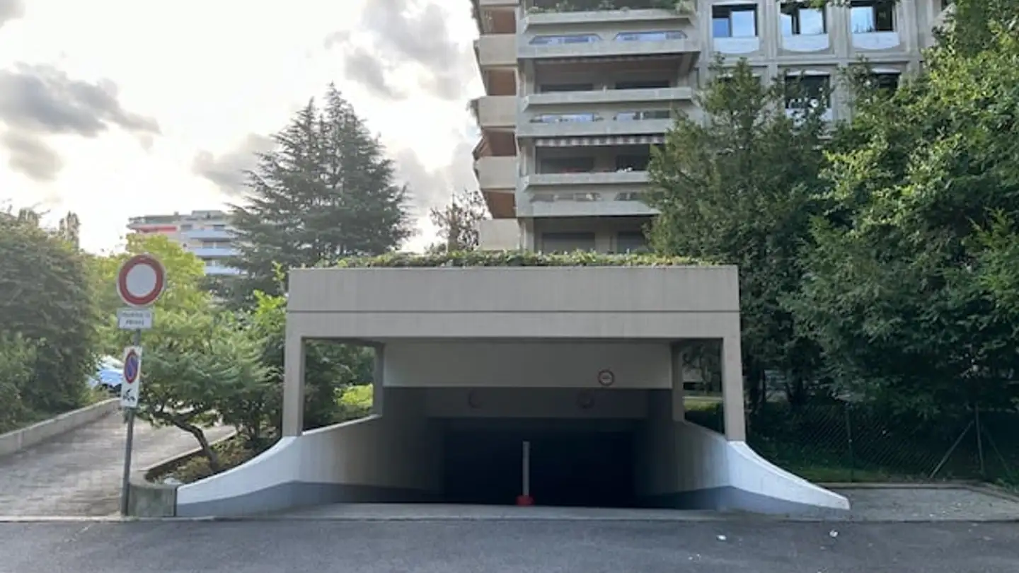 Tiefgaragenstellplatz mieten - Rue Giovanni- Gambini 1, 1206 Genève