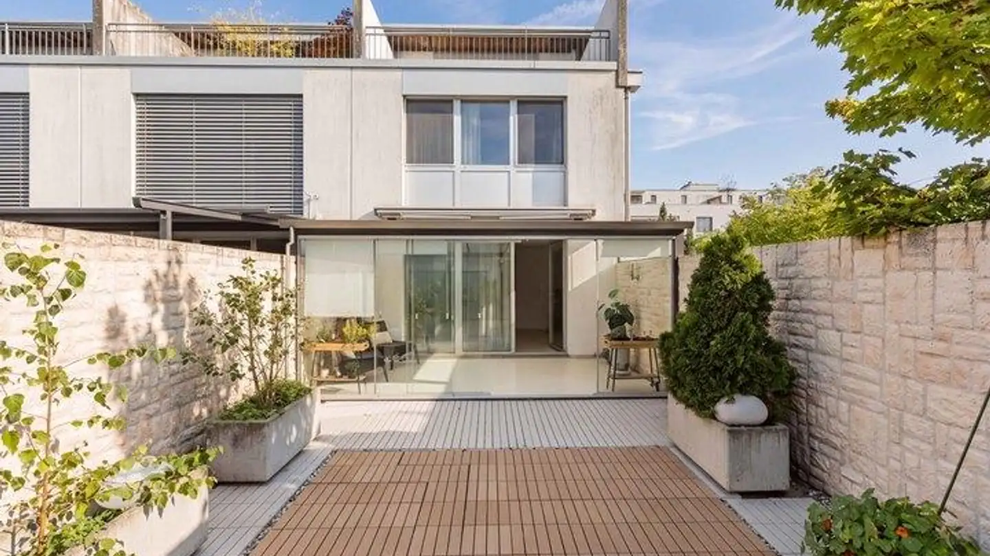 Stepped house for sale - 3250 Lyss