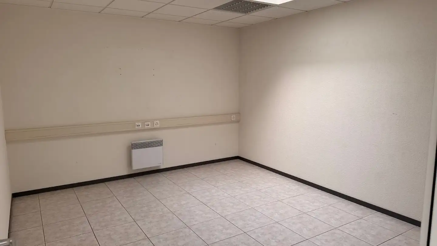 Spazio ufficio in affitto - Rue Des Artisans 6, 1026 Echandens - Photo 3