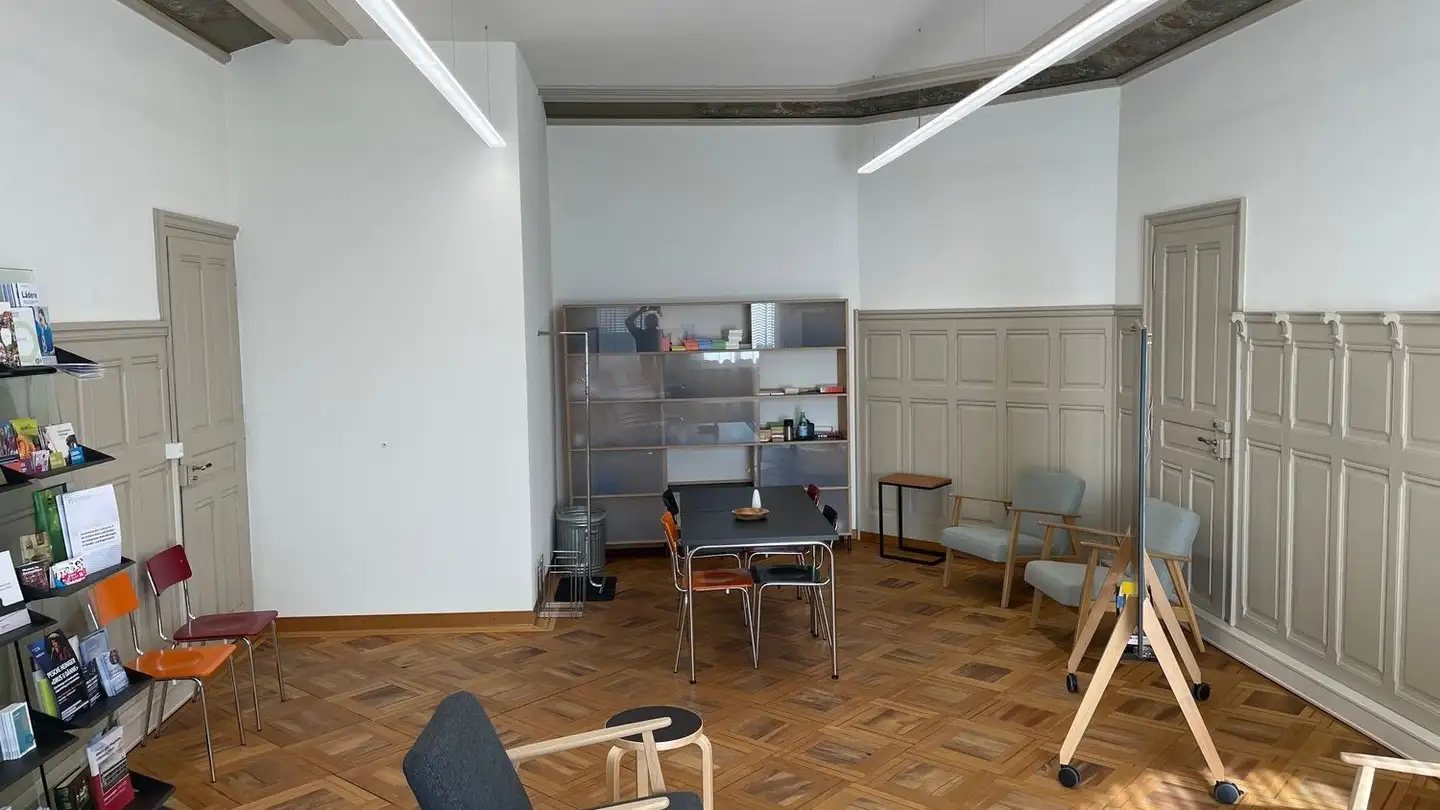 Bureau à louer - Dorfstrasse 5, 3550 Langnau im Emmental - Photo 2