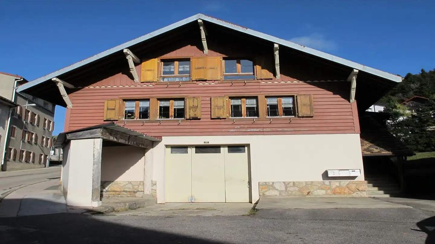 Garage individuel à louer - Place Du Marché 16, 1450 Ste-Croix