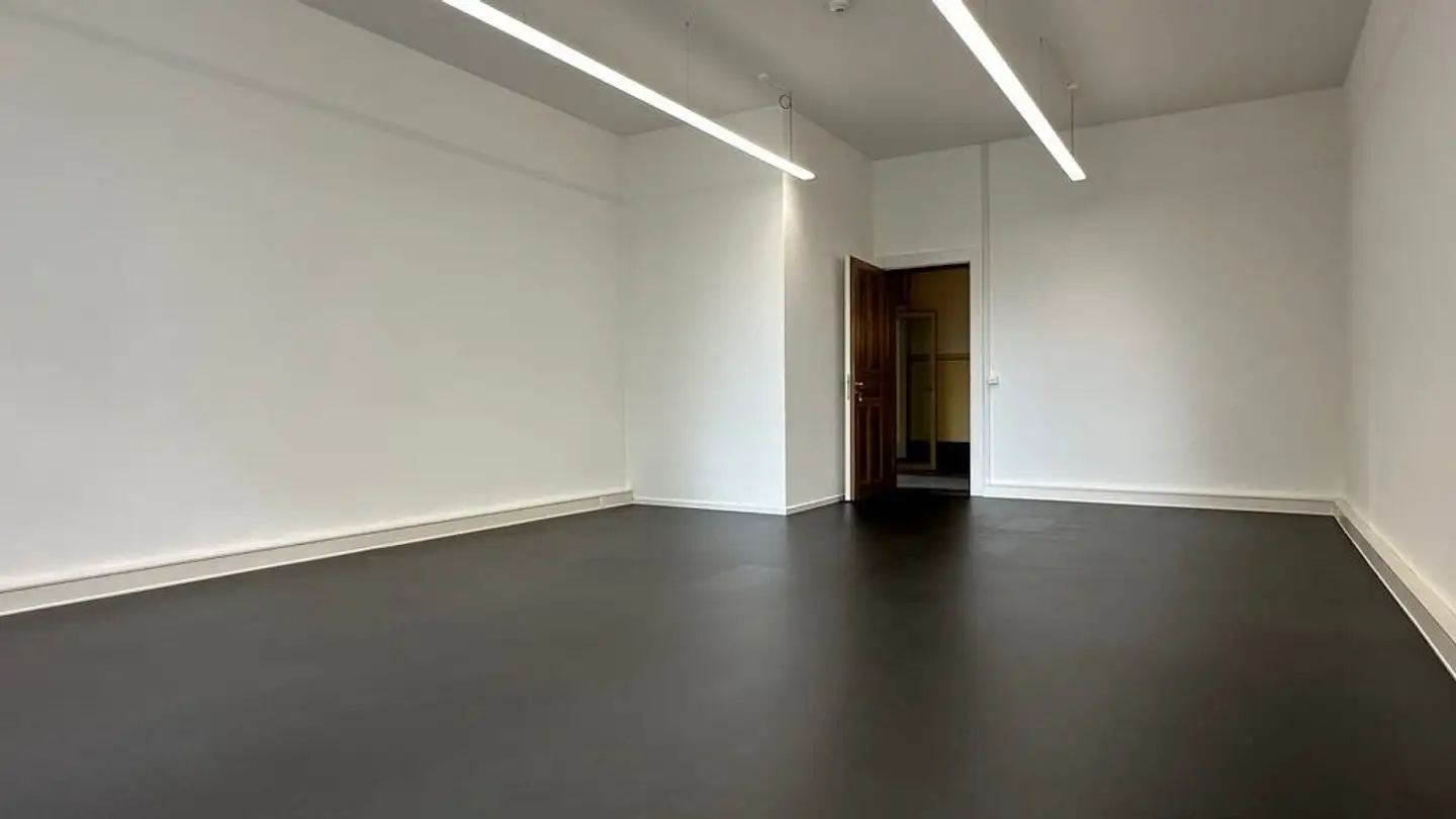 Bureau à louer - Dorfstrasse 5, 3550 Langnau im Emmental - Photo 2